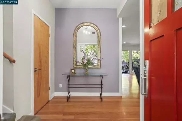 Walnut Creek, CA 94596,955 Hawthorne Dr