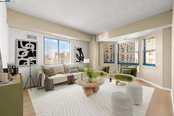 Oakland, CA 94607,988 Franklin St