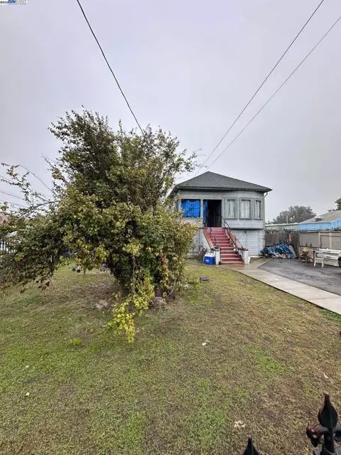 Oakland, CA 94603,936 92Nd Ave