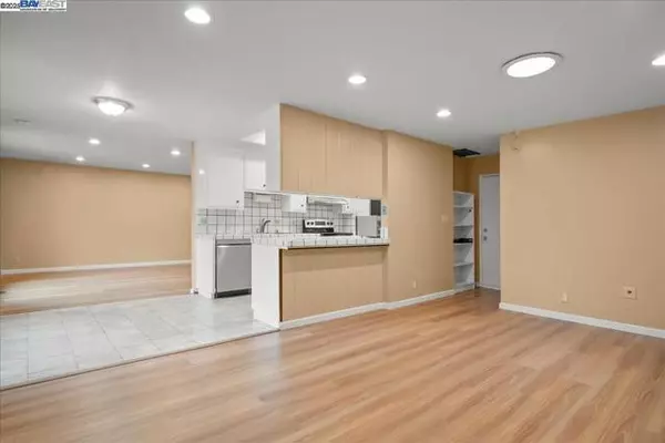 Fremont, CA 94536,1043 Bonner Ave