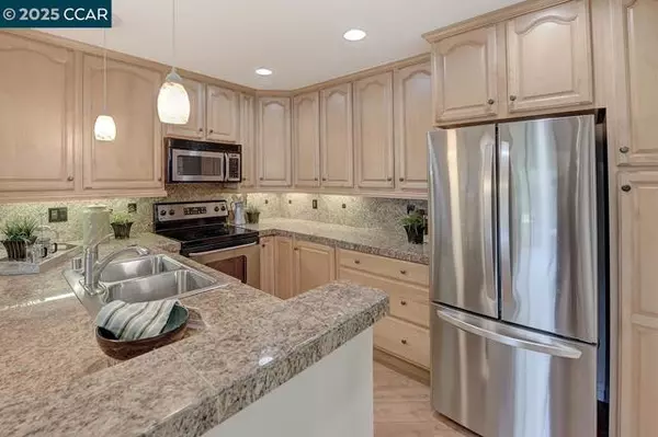 Walnut Creek, CA 94595,2409 Golden Rain Rd.