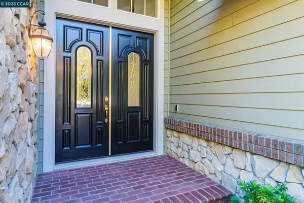 Walnut Creek, CA 94597,1423 Homestead