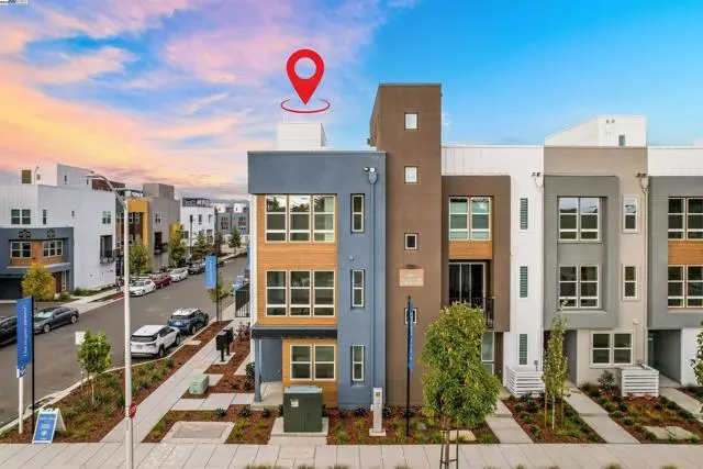 Alameda, CA 94501,2055 Clement Avenue