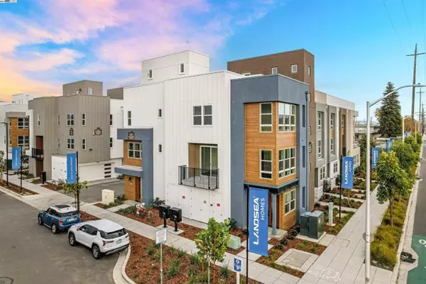 Alameda, CA 94501,2055 Clement Avenue