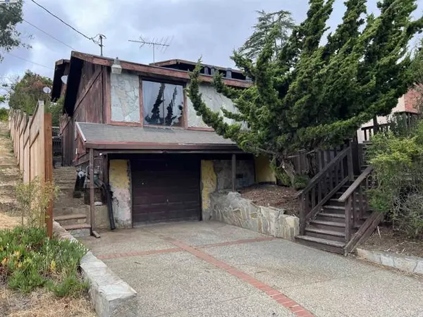 2812 Sydney Way, Castro Valley, CA 94546