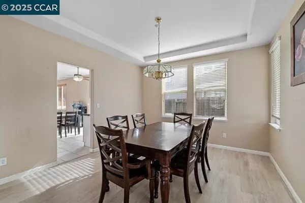 Brentwood, CA 94513,1316 Muscat Ct