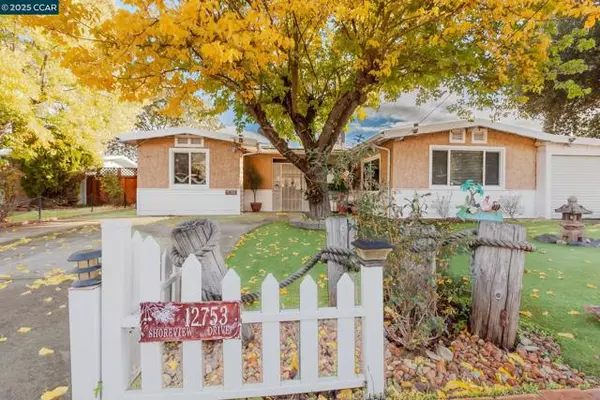 Clearlake Oaks, CA 95423,12753 Shoreview