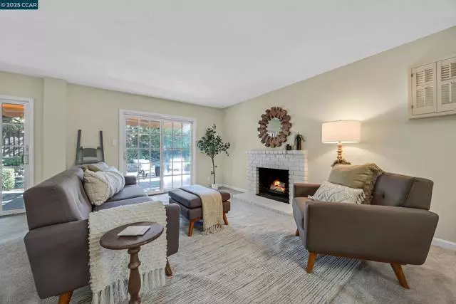 Martinez, CA 94553,1422 Flintwood Ct