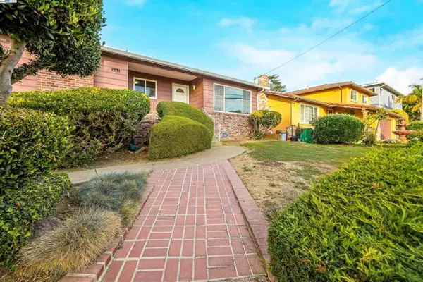 Hayward, CA 94541,2746 East Ave