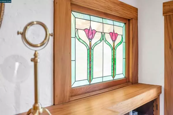 Alameda, CA 94501,1628 ENCINAL AVENUE