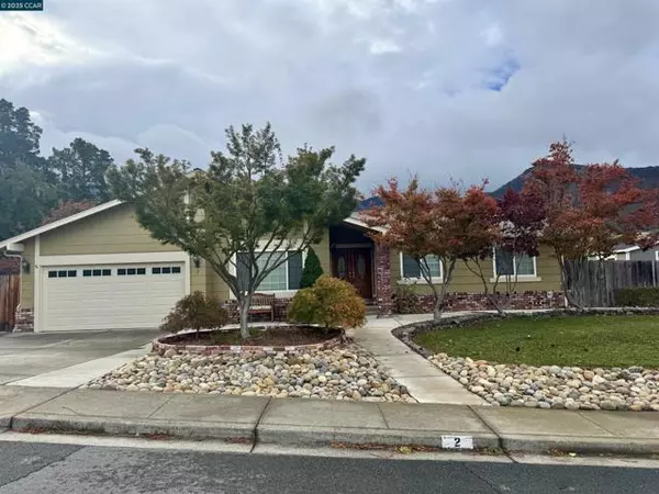 2 Rialto Dr, Clayton, CA 94517