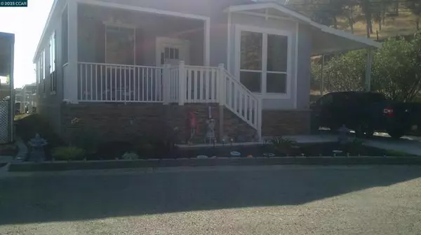 16711 Marsh Creek Rd., Clayton, CA 94517