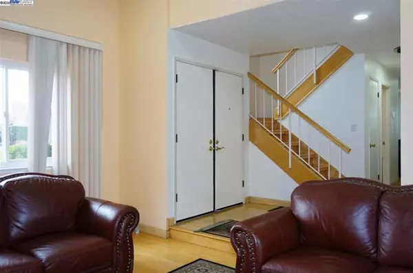 Fremont, CA 94539,236 Ottawa Way