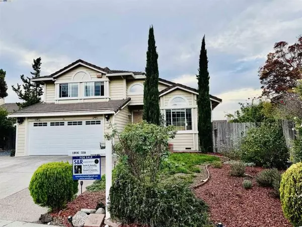 512 Bantry Rd, Pinole, CA