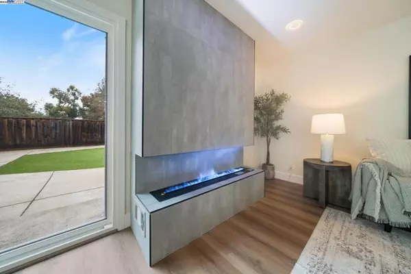 Union City, CA 94587,31314 San Andreas Dr