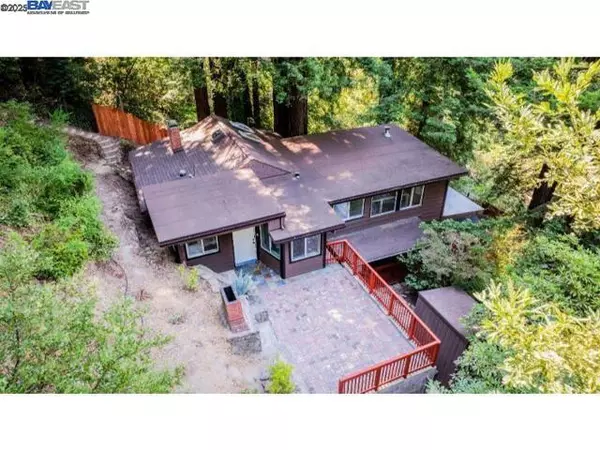 Monte Rio, CA 95462,21401 Santa Clara Ave