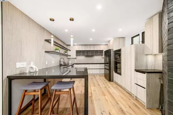 Pleasanton, CA 94566,4073 Stanley Blvd