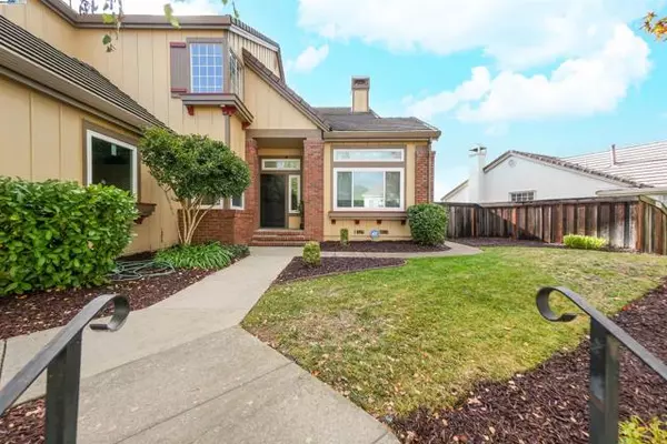 Hayward, CA 94542,28475 Fox Hollow Dr