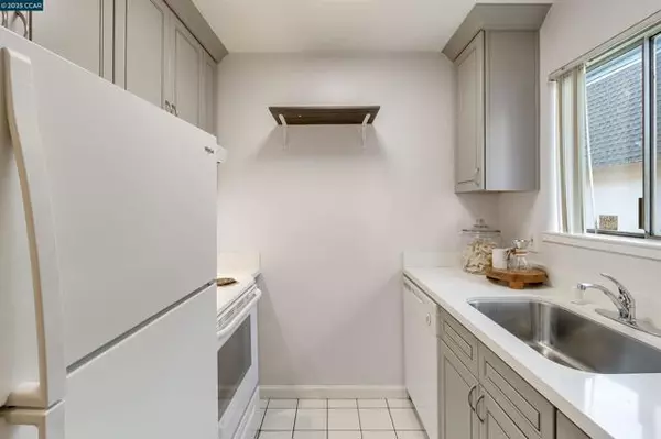 Concord, CA 94521,3905 Clayton Rd