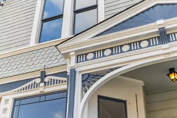 Alameda, CA 94501,1834 San Antonio Ave