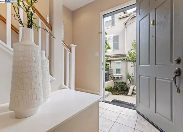 Dublin, CA 94568,6020 Hillbrook Pl