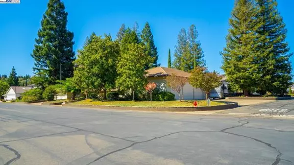 Cameron Park, CA 95682,3208 Bonanza Dr