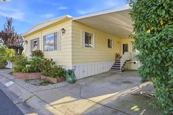 Fremont, CA 94555,4141 Deep Creek Rd