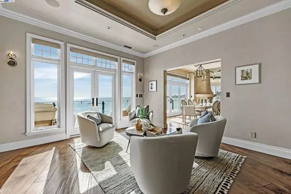 Aptos, CA 95003,797 Las Olas Dr