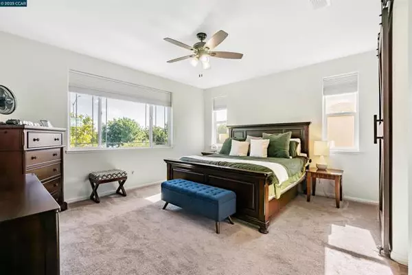 Brentwood, CA,158 Wooley Creek Way