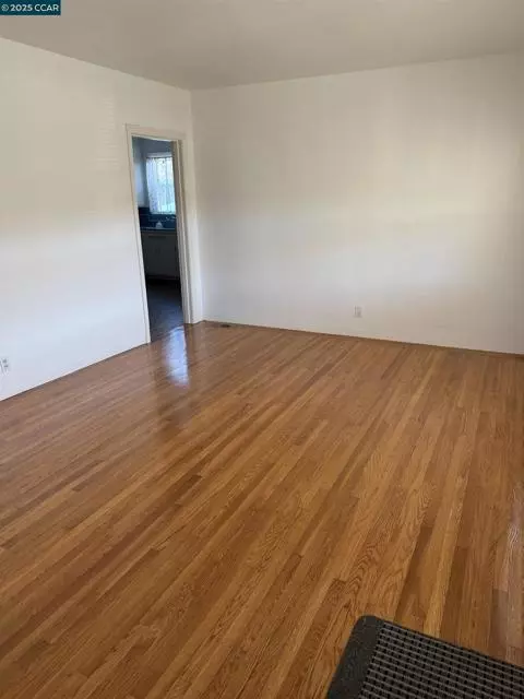 Richmond, CA 94801,2103 Visalia Ave