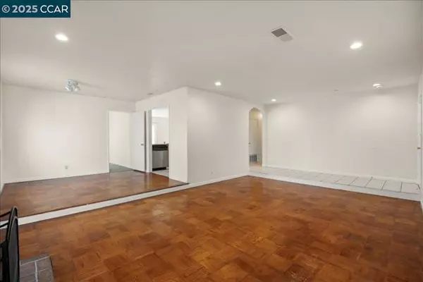 American Canyon, CA 94503,177 Brophy St