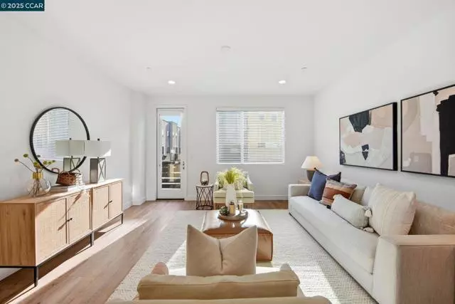 Oakland, CA 94607,967 24Th St