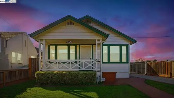 Hayward, CA 94541,22825 Watkins St