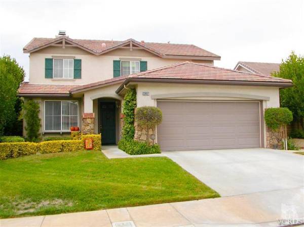 23037 Lowridge Place, Saugus, CA 91390