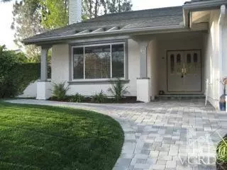 Oak Park, CA 91377,43 N Basswood Avenue