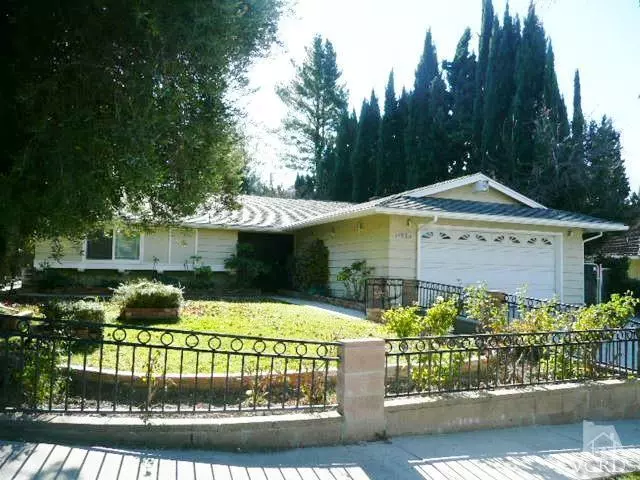 5332 Parkmor Road, Calabasas, CA 91302