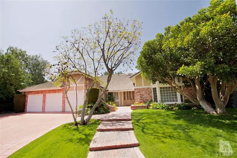 29310 Queens Way, Agoura Hills, CA 91301