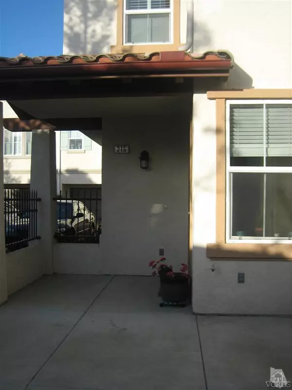 Newbury Park, CA 91320,215 Via Antonio