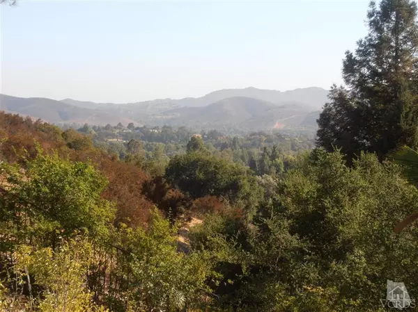 Westlake Village, CA 91361,2039 Glastonbury Road