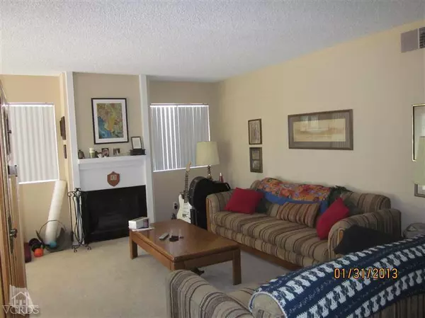 Granada Hills, CA 91344,10740 Woodley Avenue #1