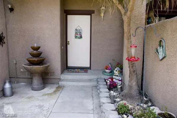 Simi Valley, CA 93065,2453 Chandler Avenue #1