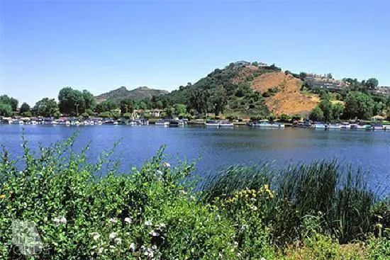 Westlake Village, CA 91361,2344 Hillsbury Road