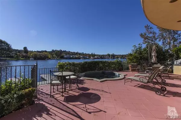 Westlake Village, CA 91361,32262 Oakshore Drive