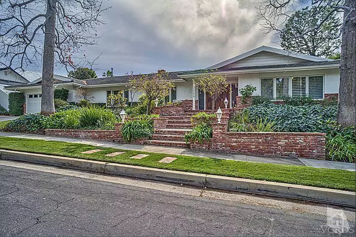 17402 Ballinger Street, Northridge, CA 91325