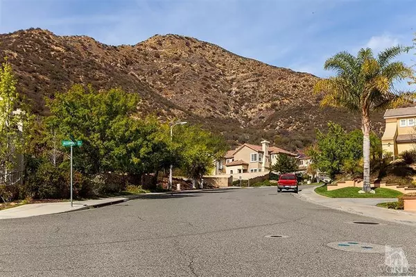 Oak Park, CA 91377,962 Deerhill Road