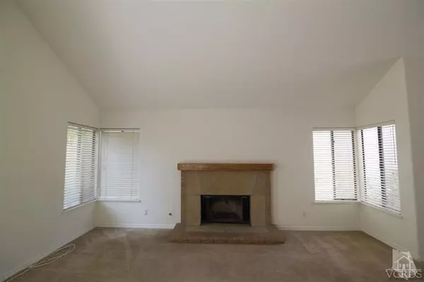 Simi Valley, CA 93063,2517 Keswick Court