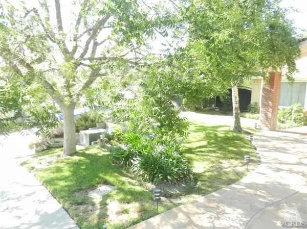 Canyon Country, CA 91387,14720 Hydrangea Way