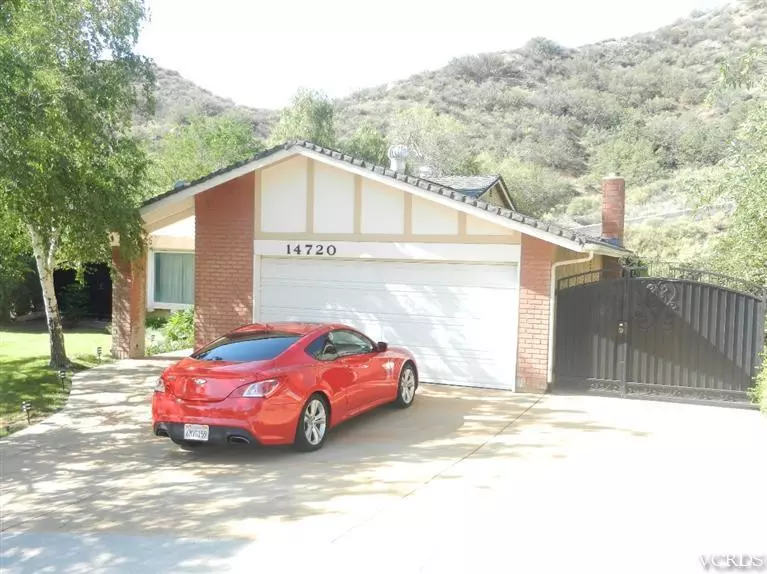 Canyon Country, CA 91387,14720 Hydrangea Way