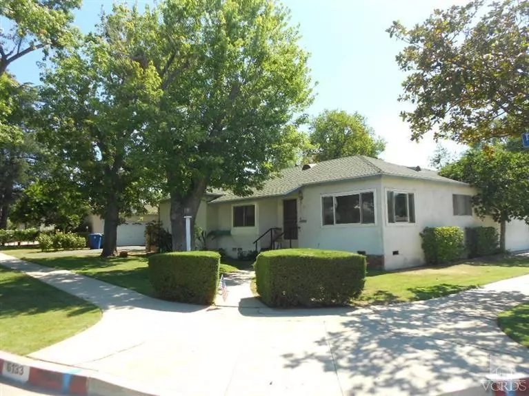 6133 Topeka Drive, Tarzana, CA 91335