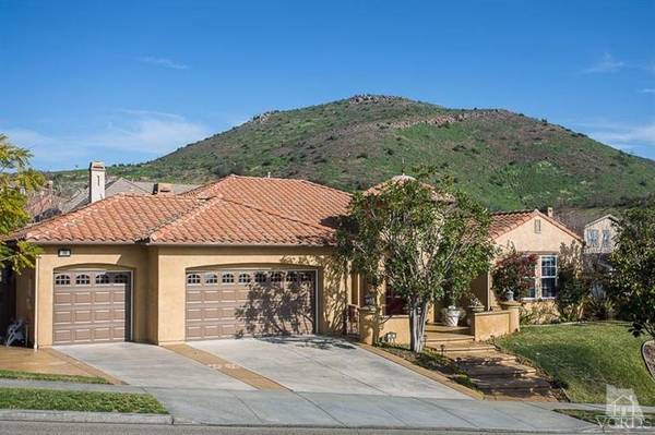 30 Via Magnolia, Newbury Park, CA 91320